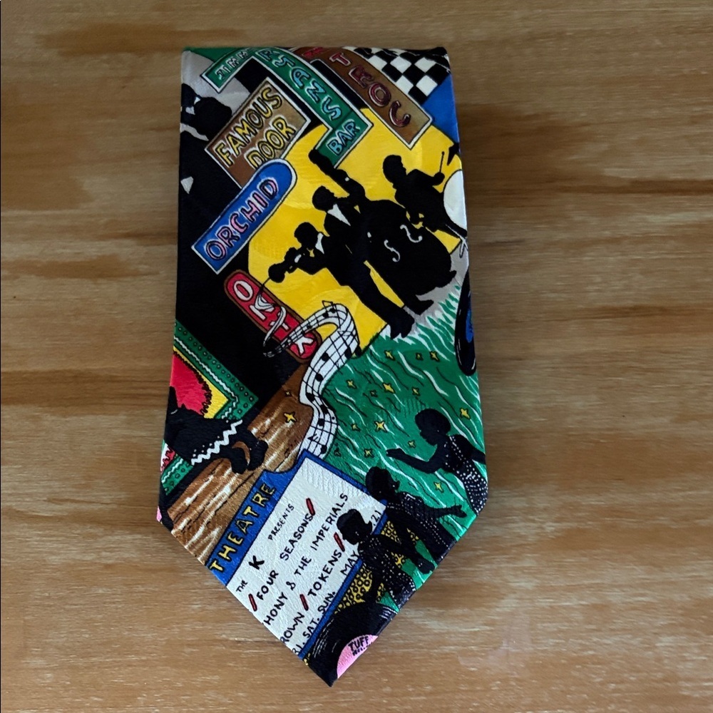 Vintage Nicole Miller 100 % Silk Jazz Scene Men's Multicolor Tie